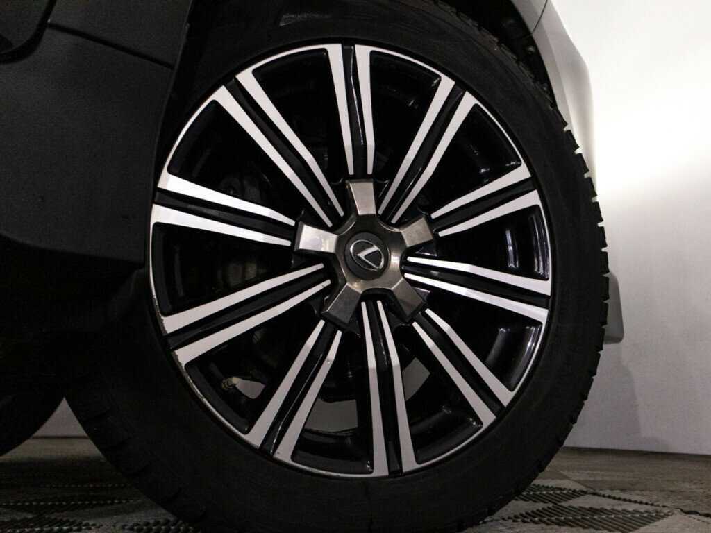 Lexus LX 2018