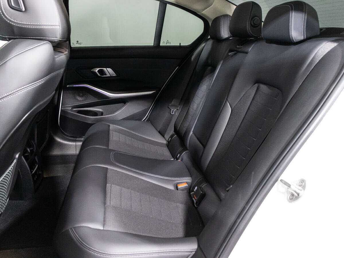 BMW 3 серии 2020