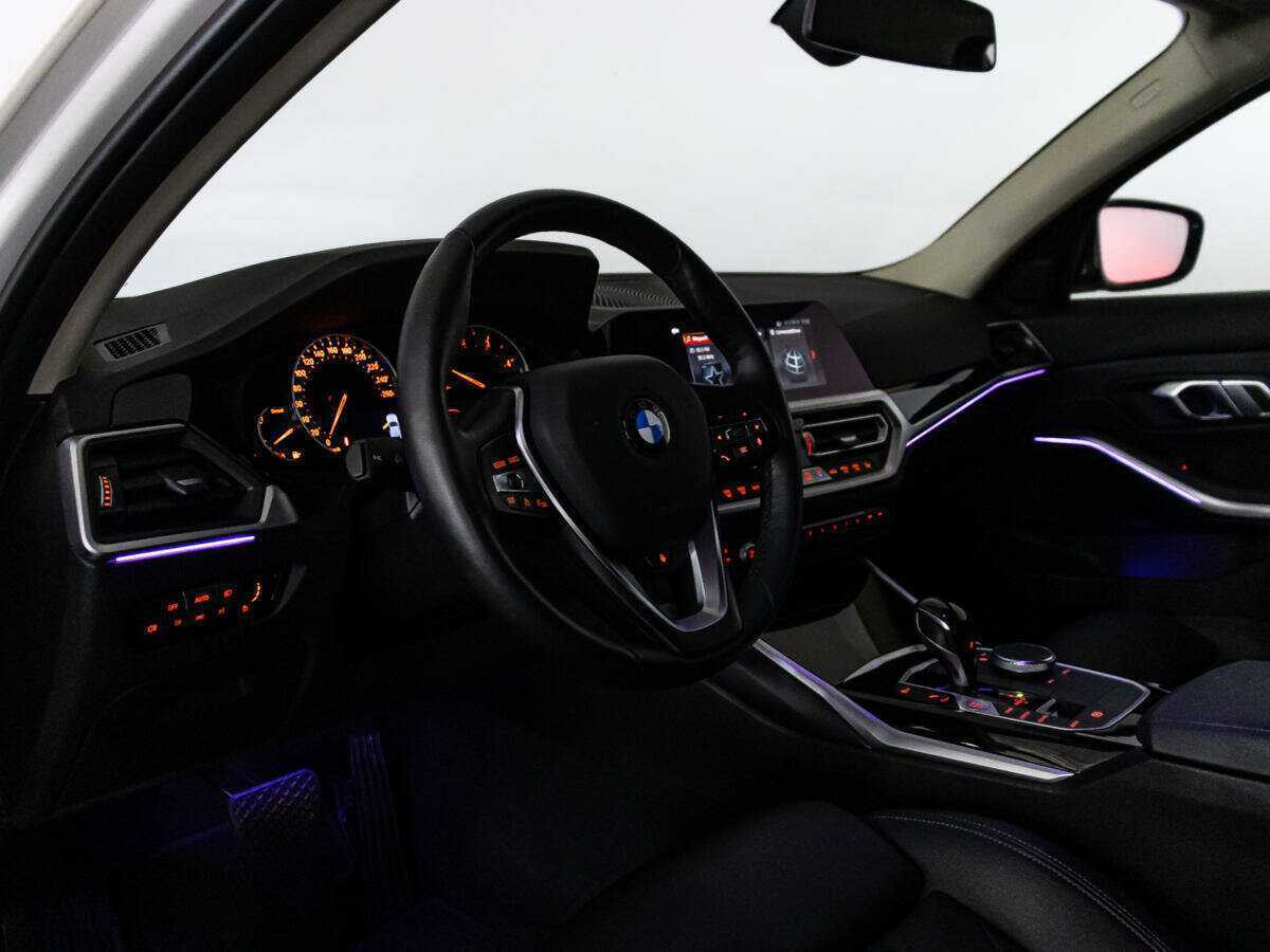 BMW 3 серии 2020