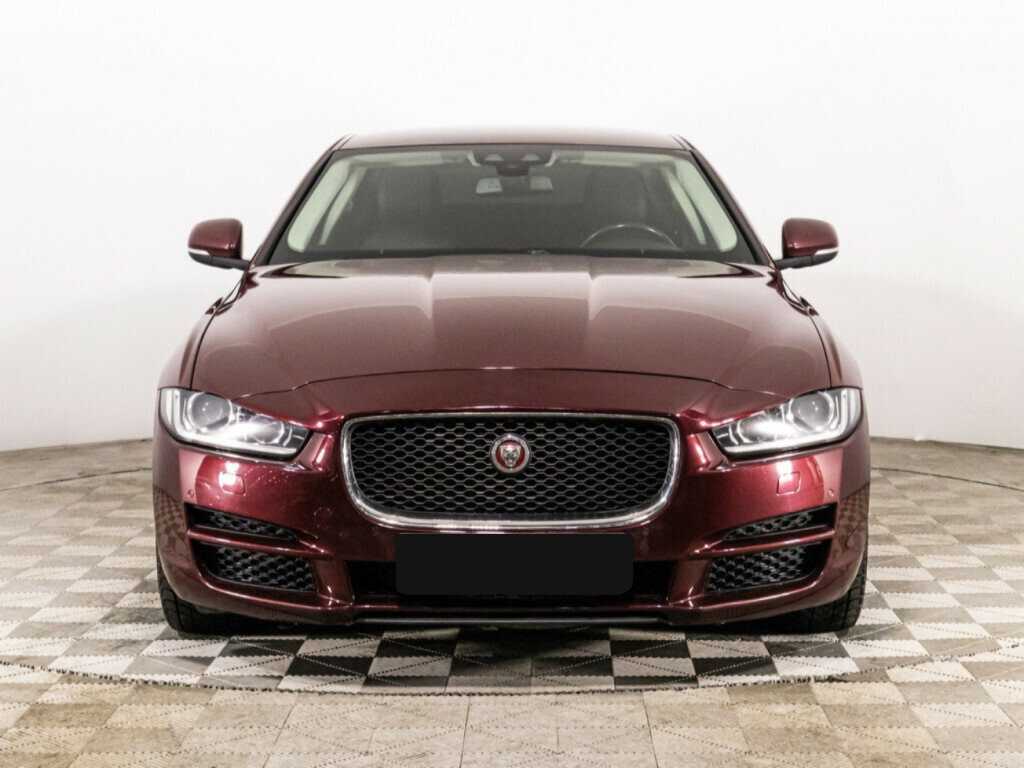 Jaguar XE