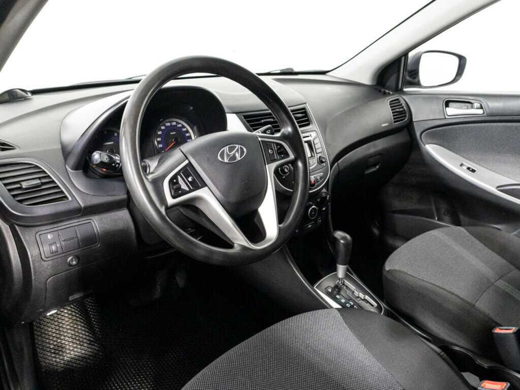 Hyundai Solaris 2013