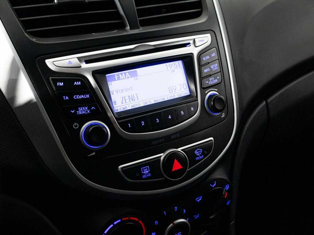Hyundai Solaris 2013