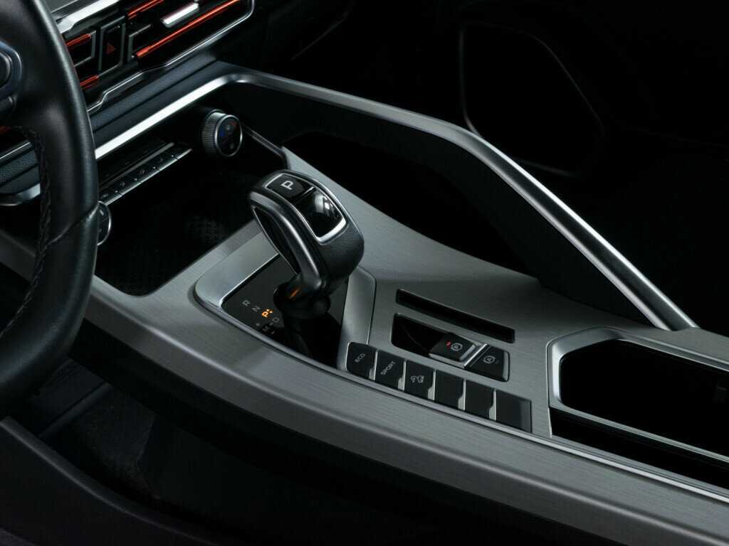 Geely Coolray 2022