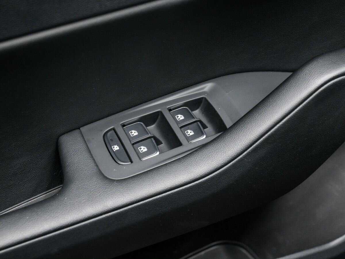 Hongqi H5 2022