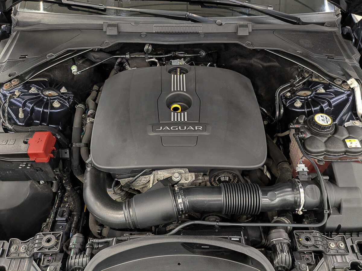 Jaguar XE 2017