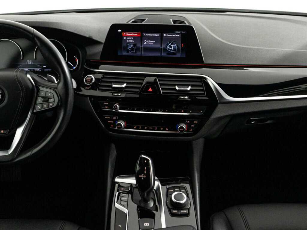 BMW 5 серии 2020