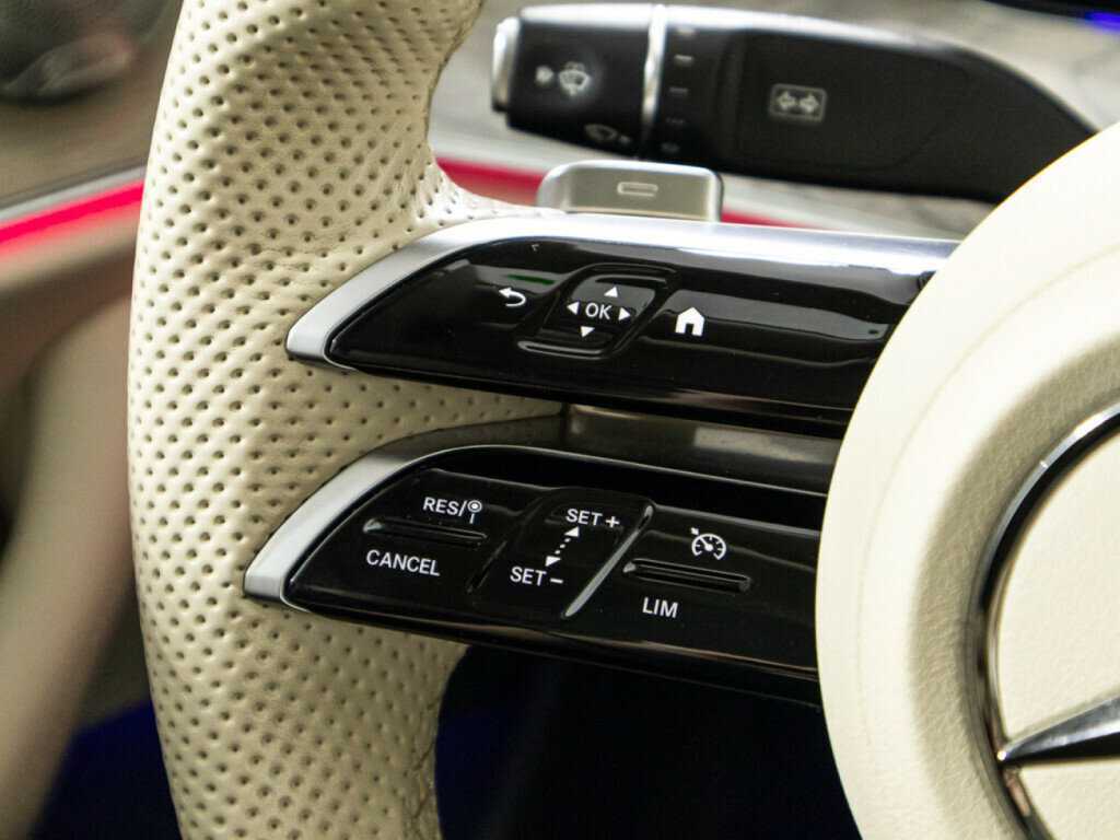 Mercedes-Benz E-Класс 2021