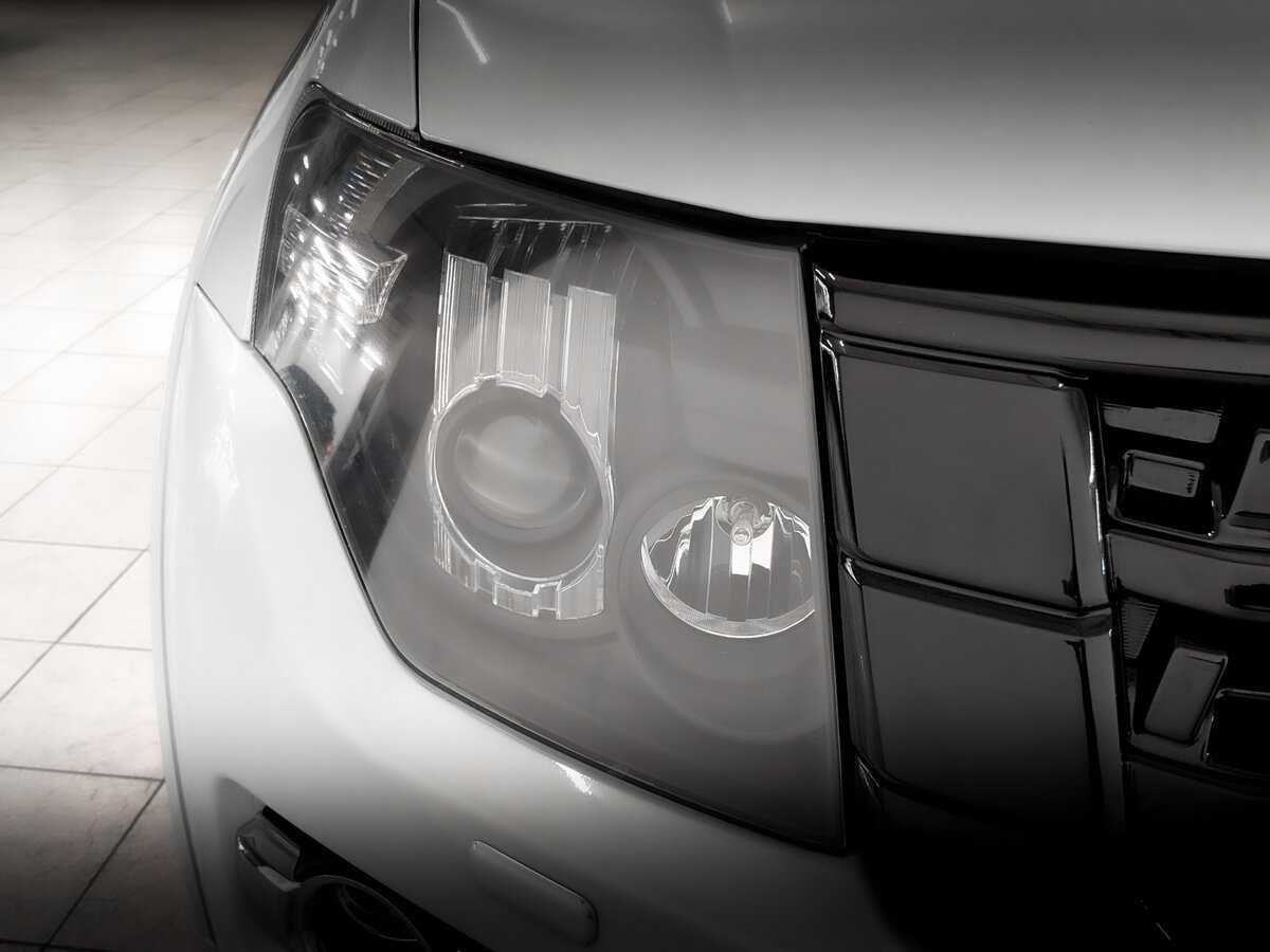 Mitsubishi Pajero 2020