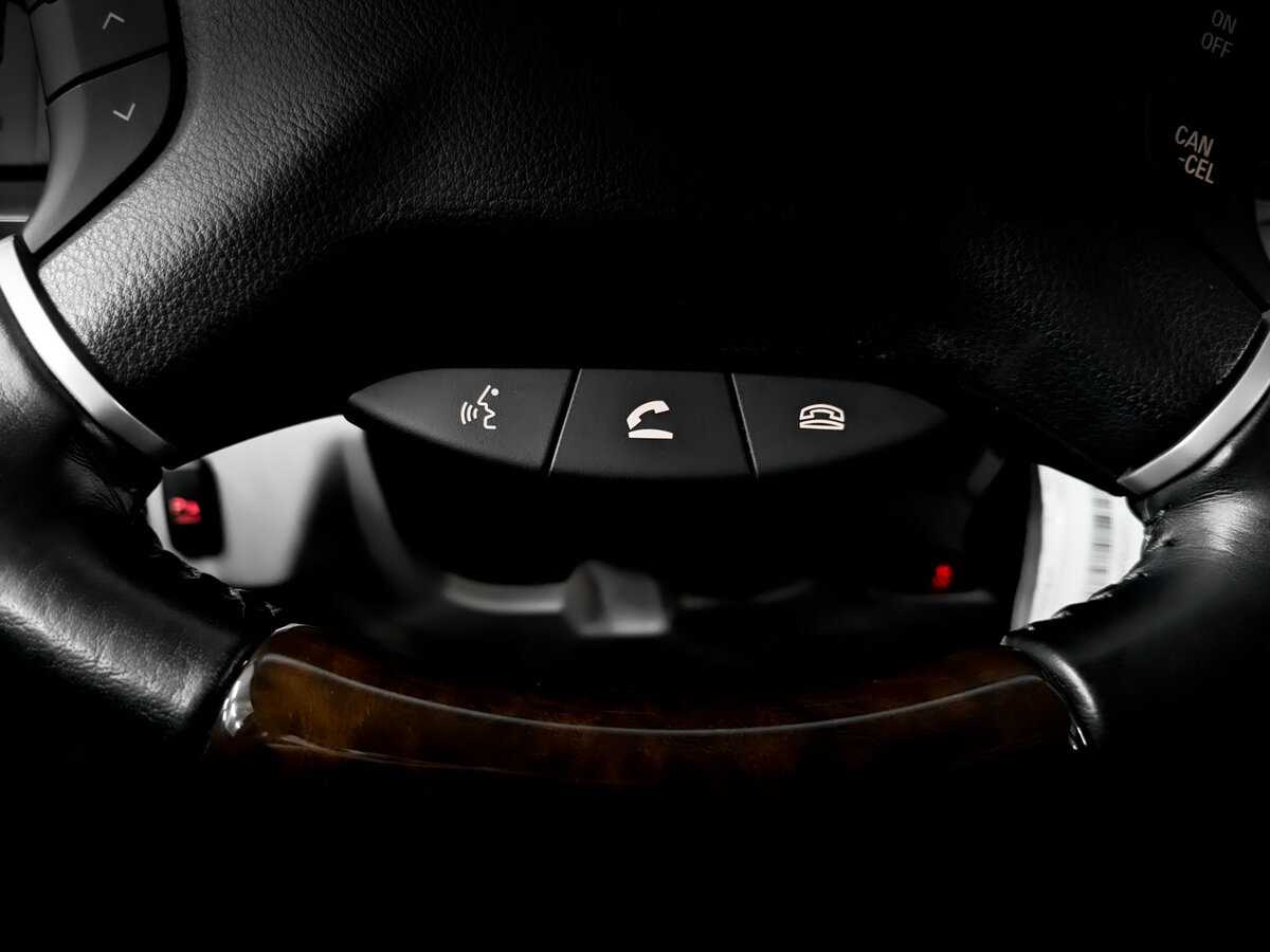 Mitsubishi Pajero 2020