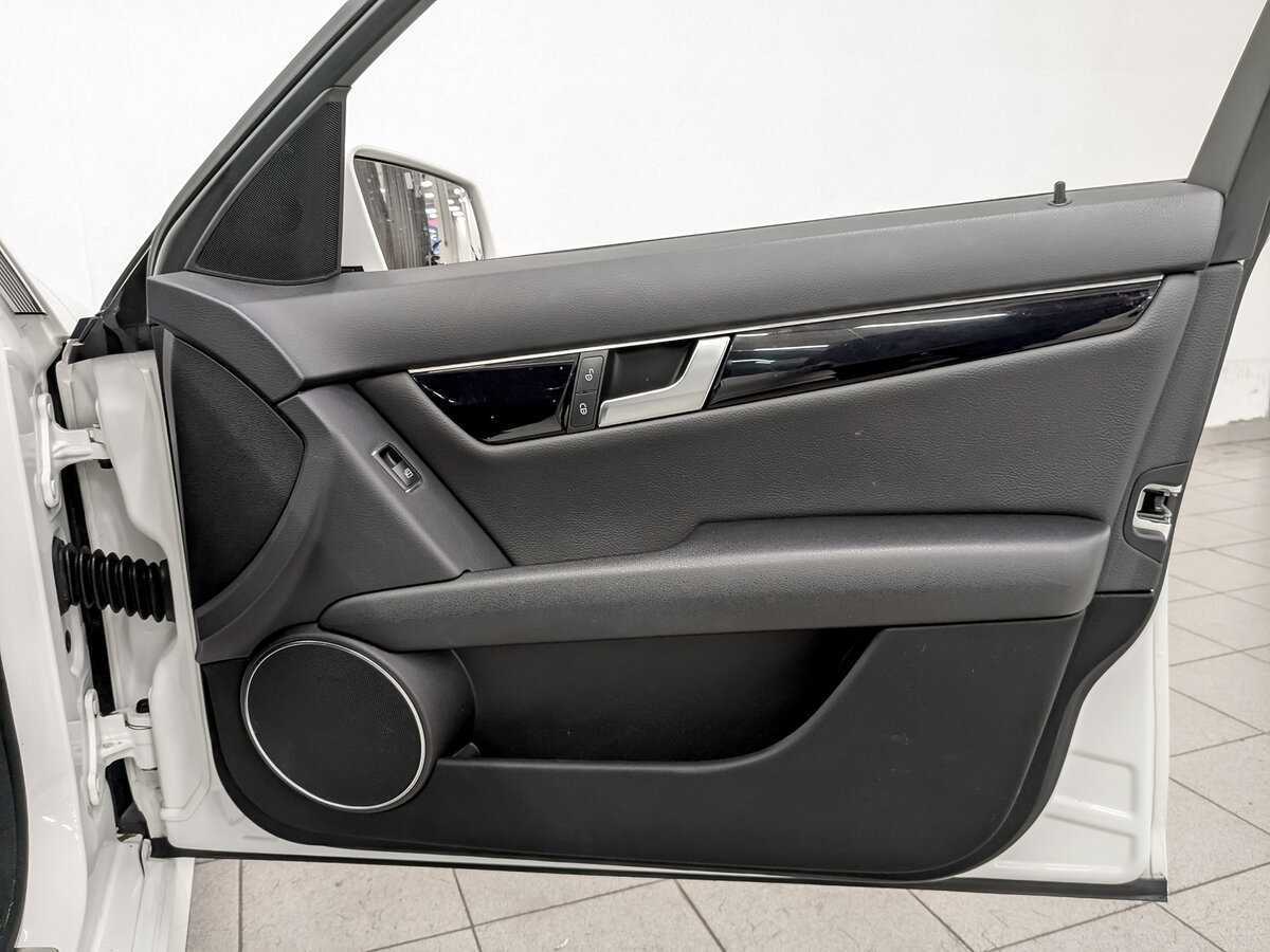 Mercedes-Benz C-Класс 2012