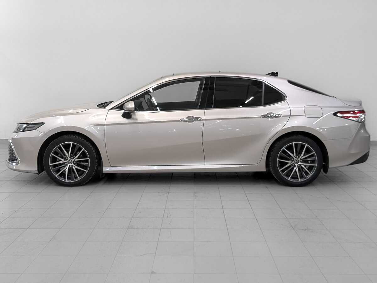 Toyota Camry 2022