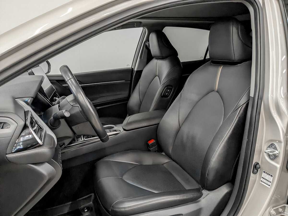 Toyota Camry 2022