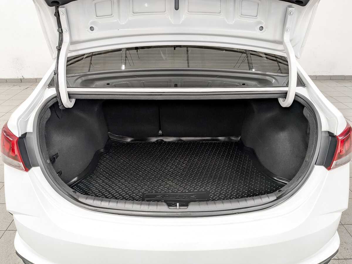 Hyundai Solaris 2021