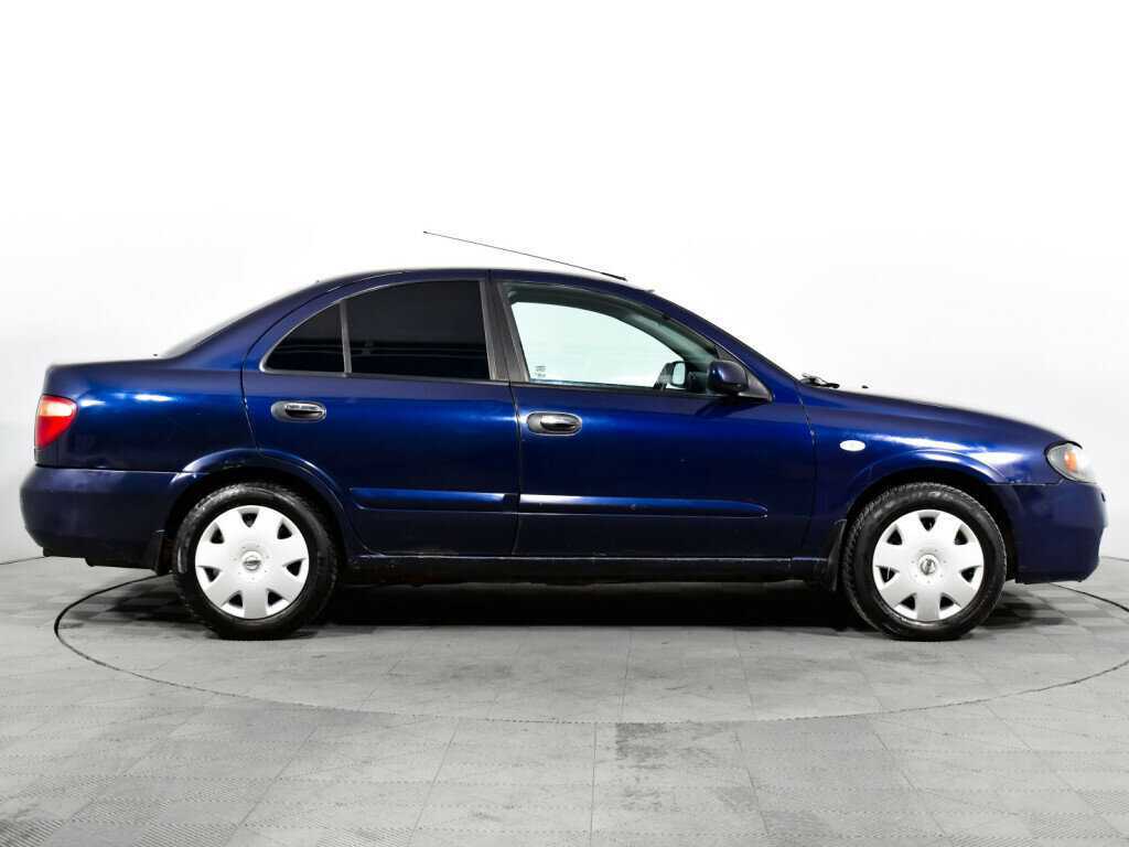 Nissan Almera