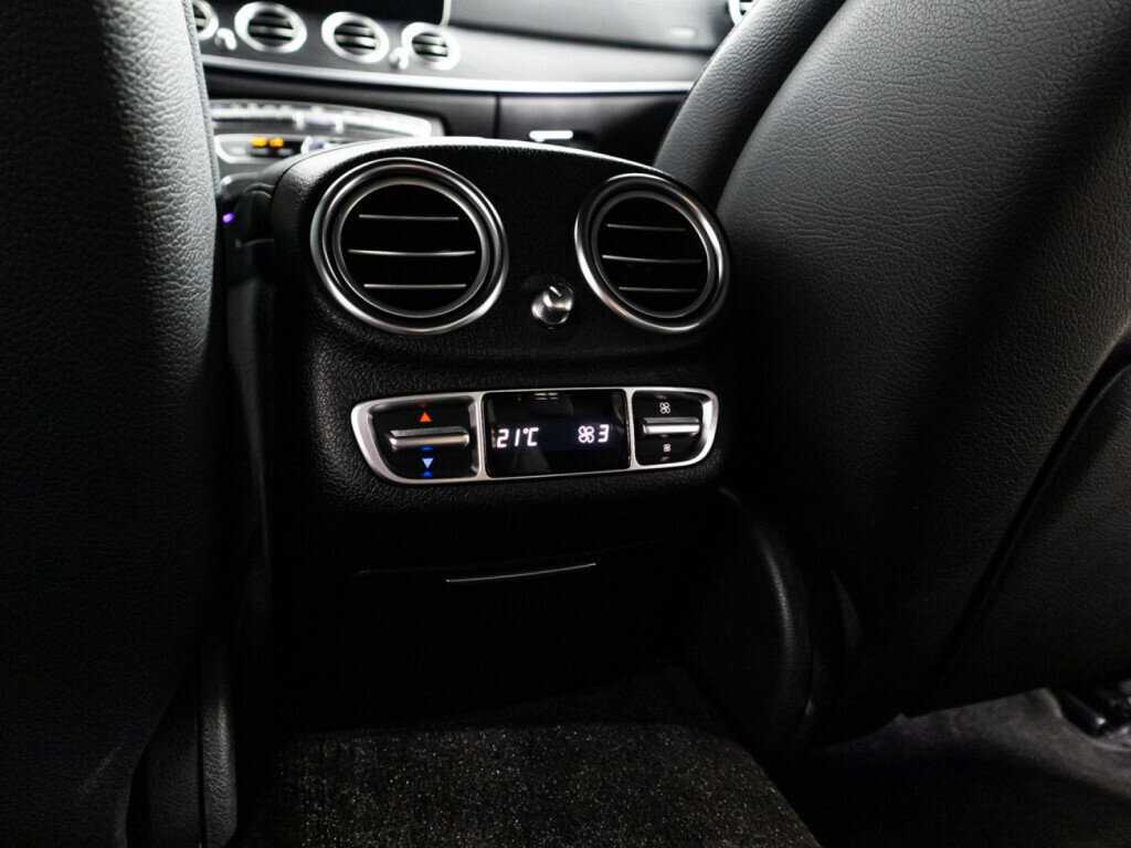 Mercedes-Benz E-Класс 2018