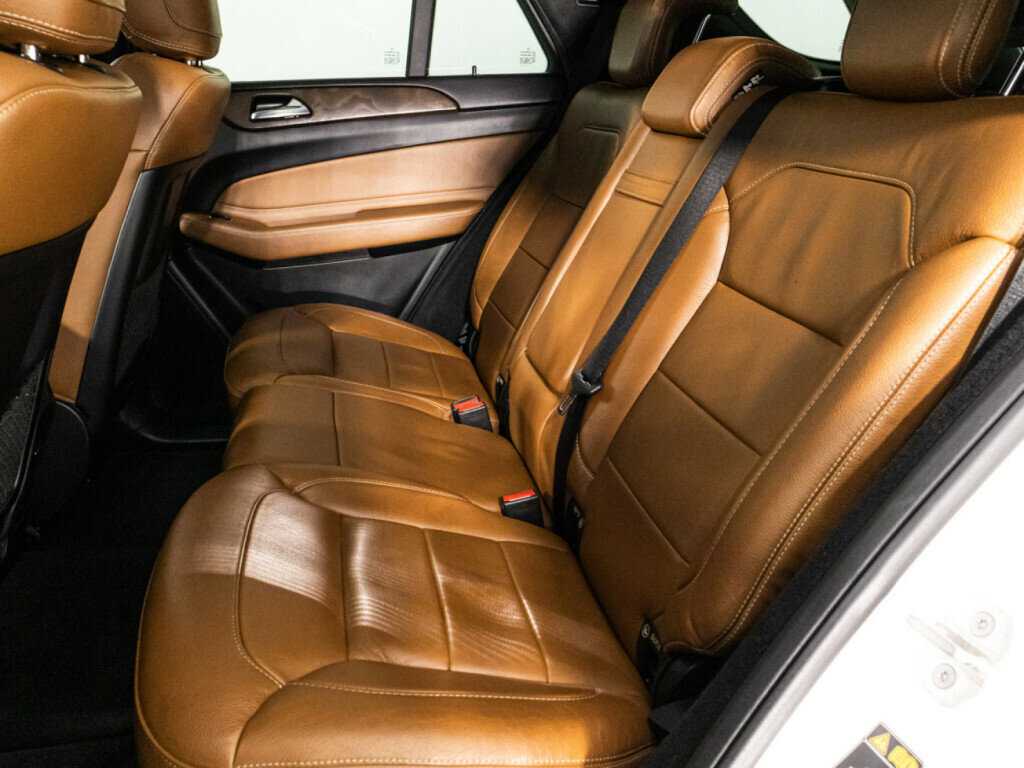 Mercedes-Benz GLE 2015