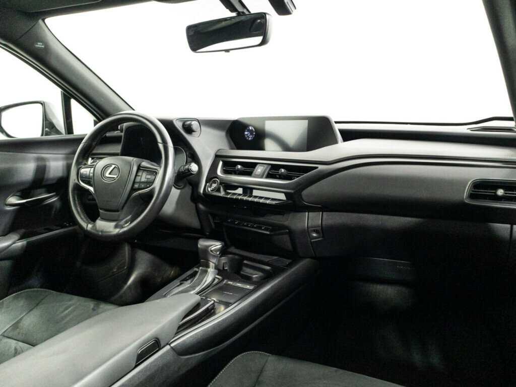 Lexus UX 2019