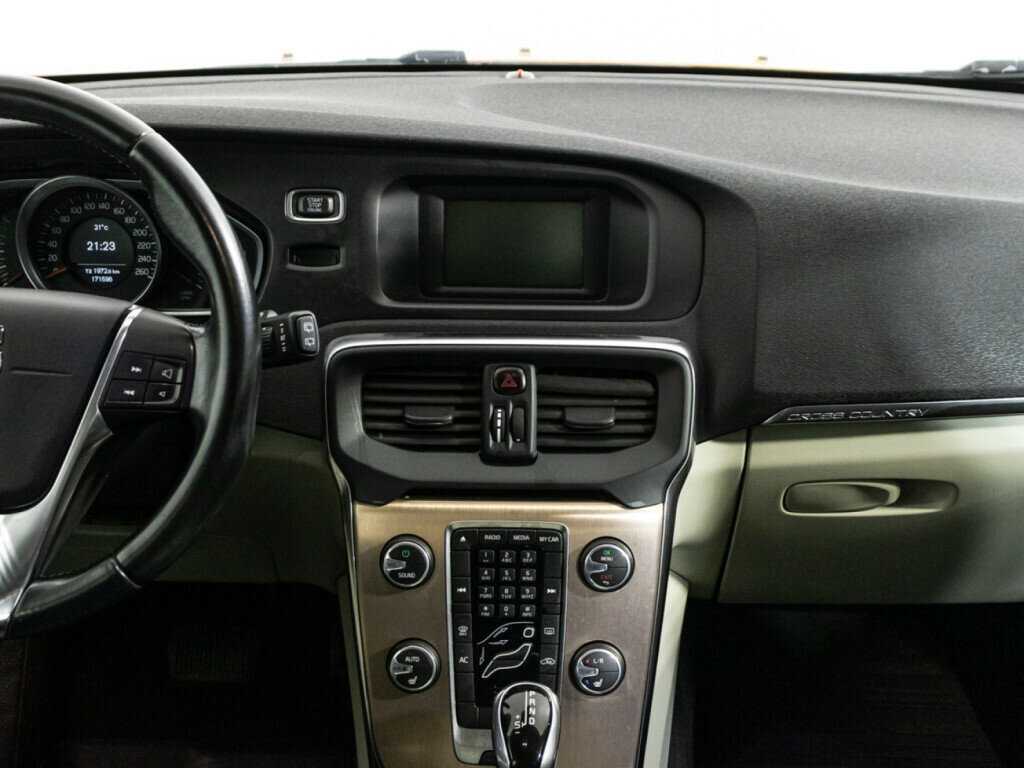 Volvo V40 Cross Country 2014