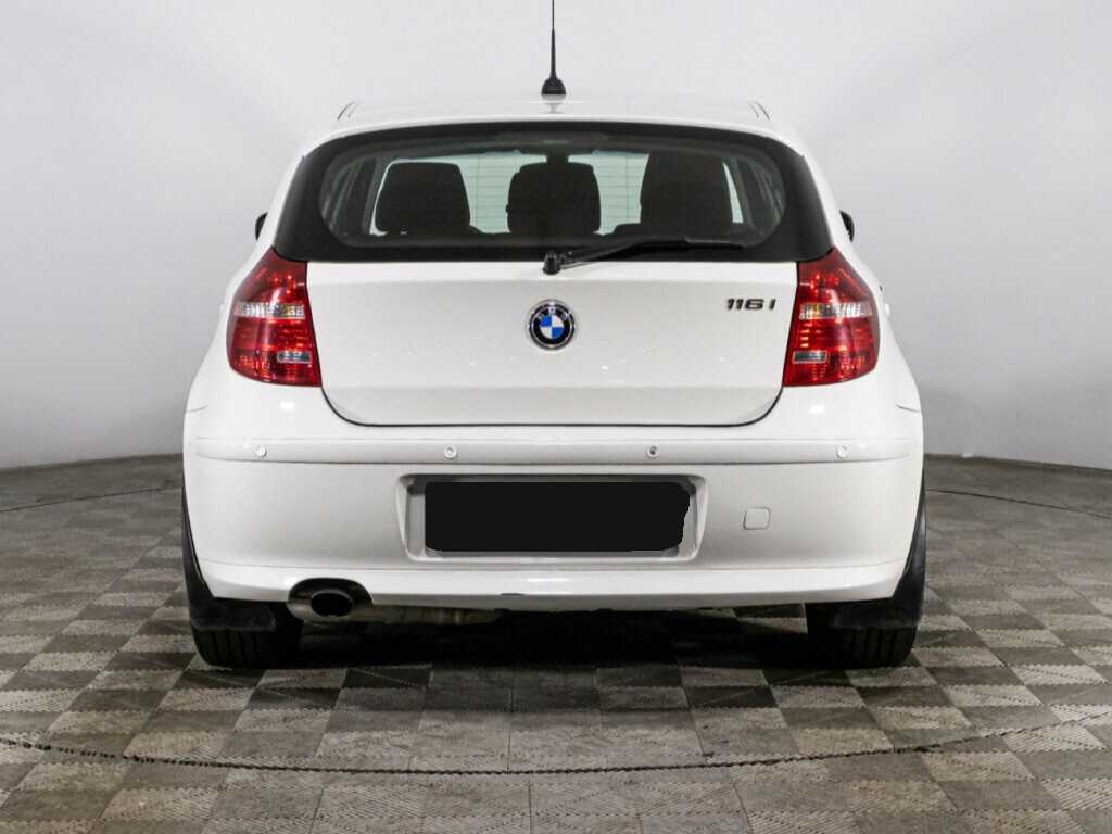 BMW 1 серии 2011
