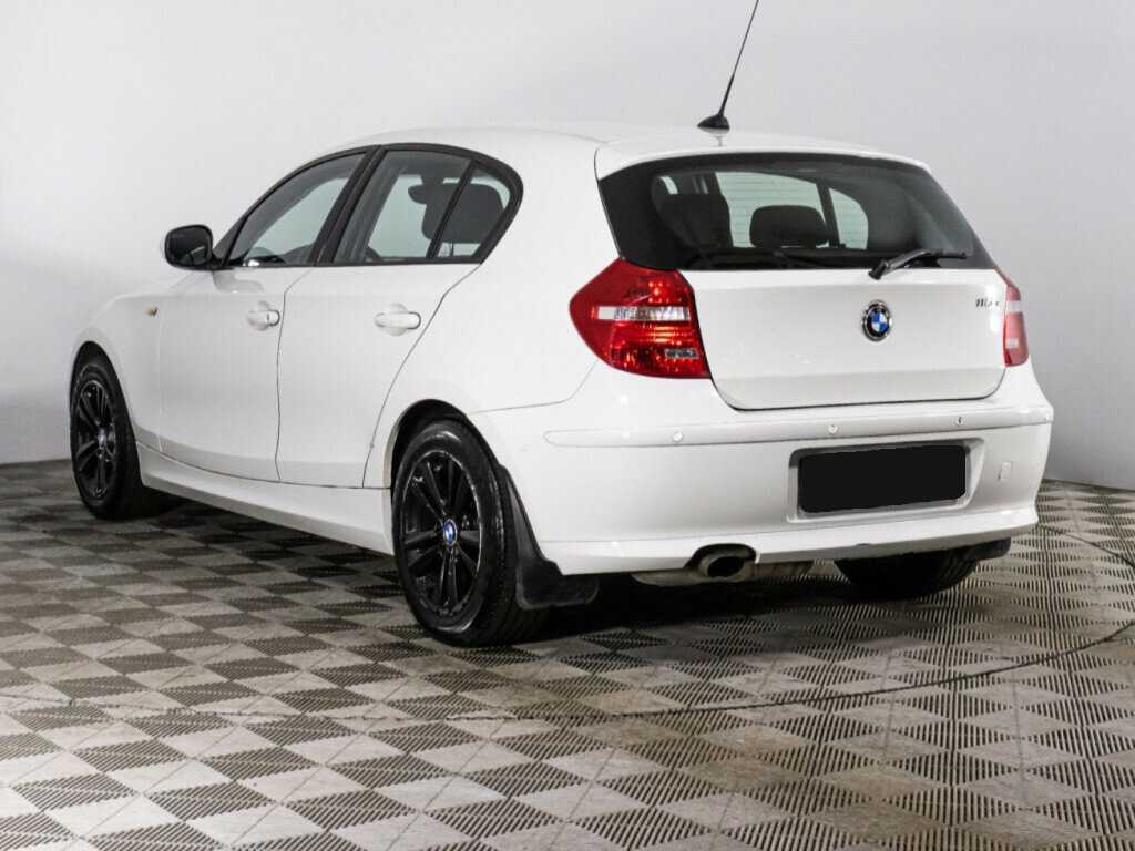 BMW 1 серии 2011