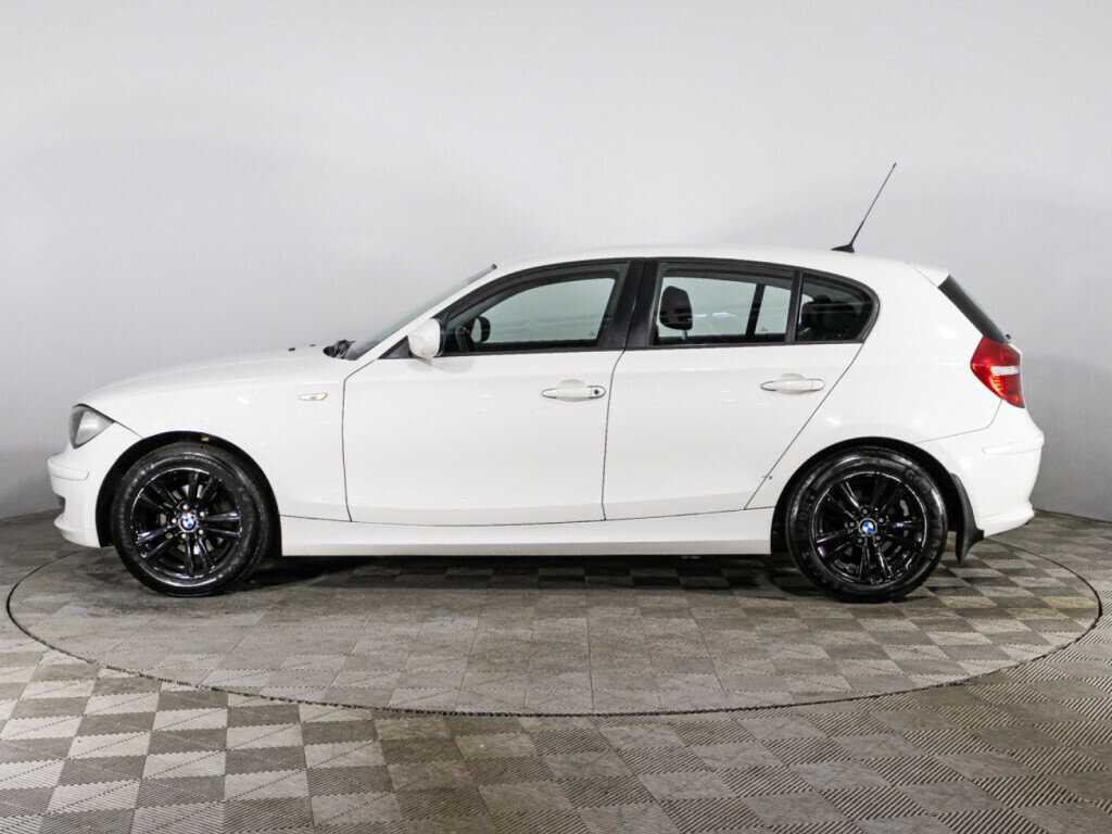 BMW 1 серии 2011