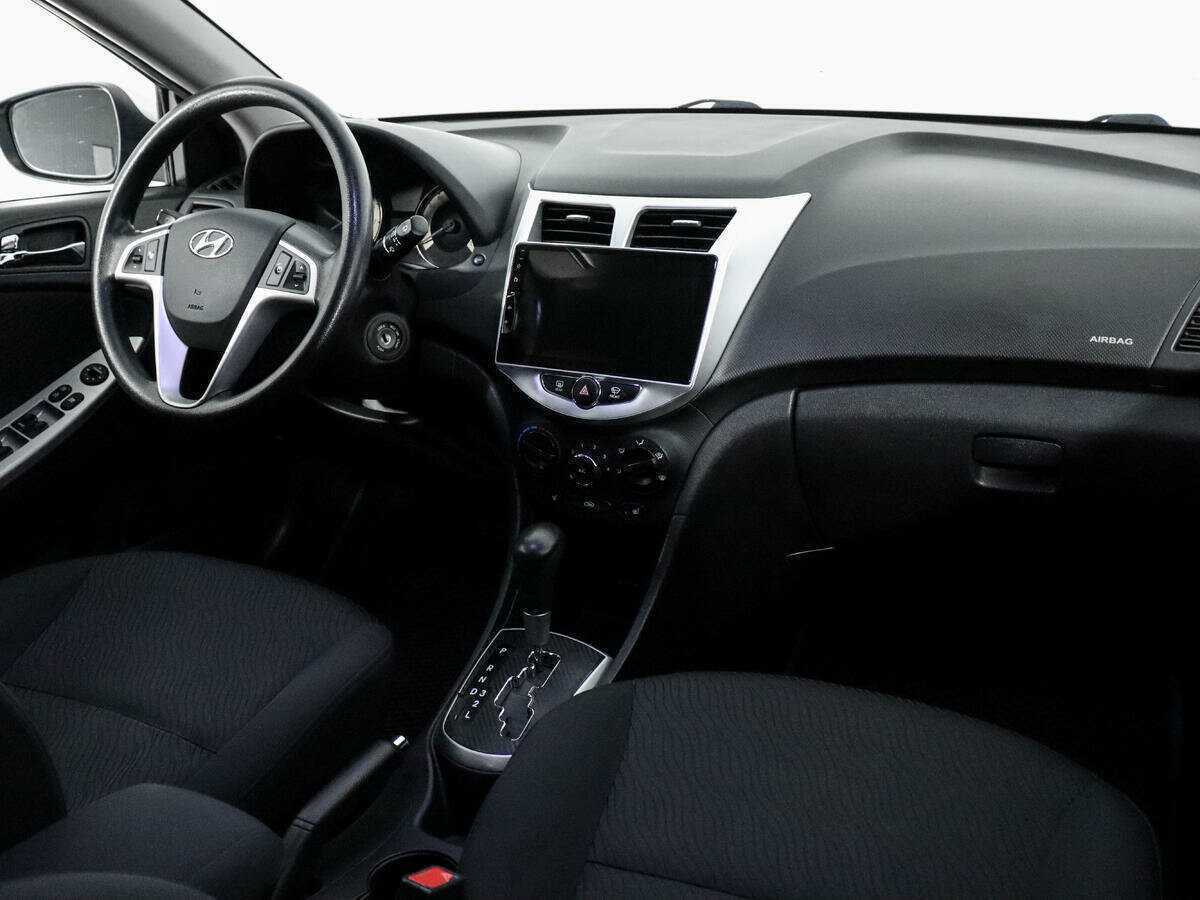 Hyundai Solaris 2012