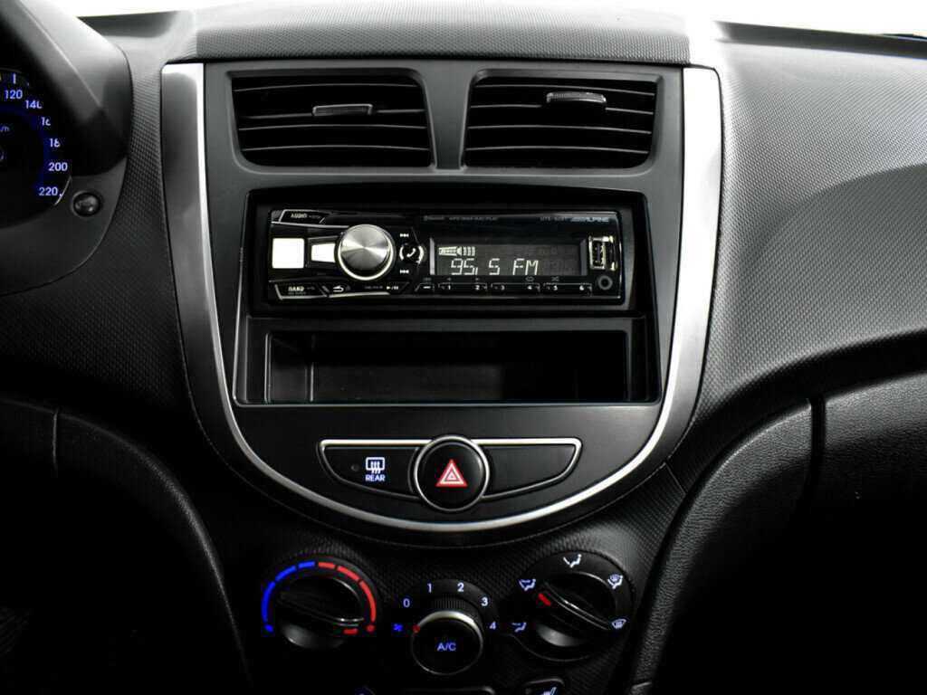 Hyundai Solaris 2014