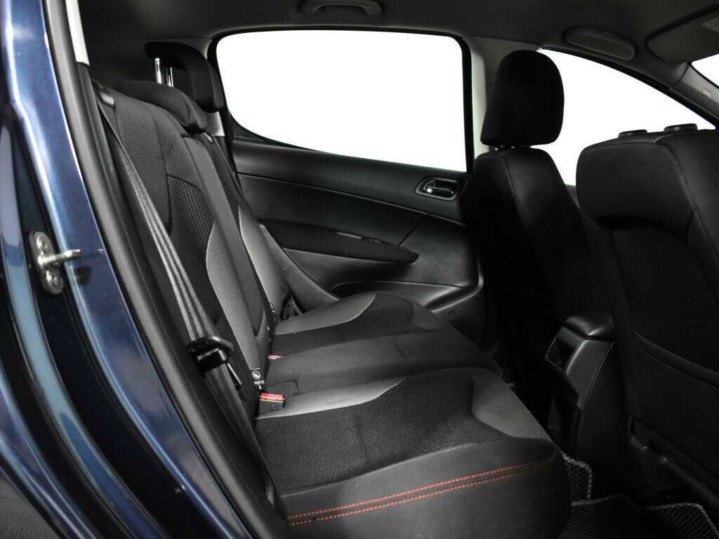 Peugeot 308 2011