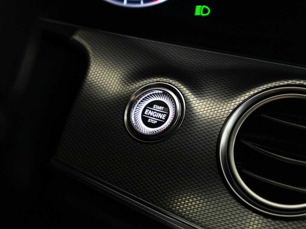 Mercedes-Benz E-Класс 2018