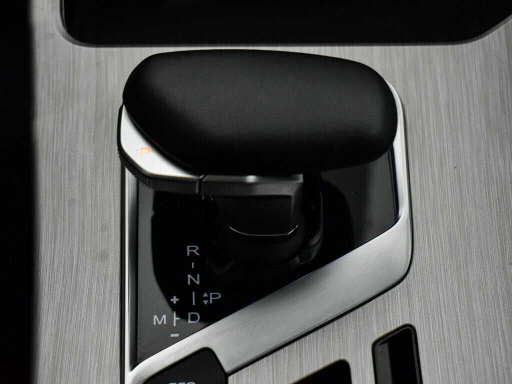 Geely Coolray 2022