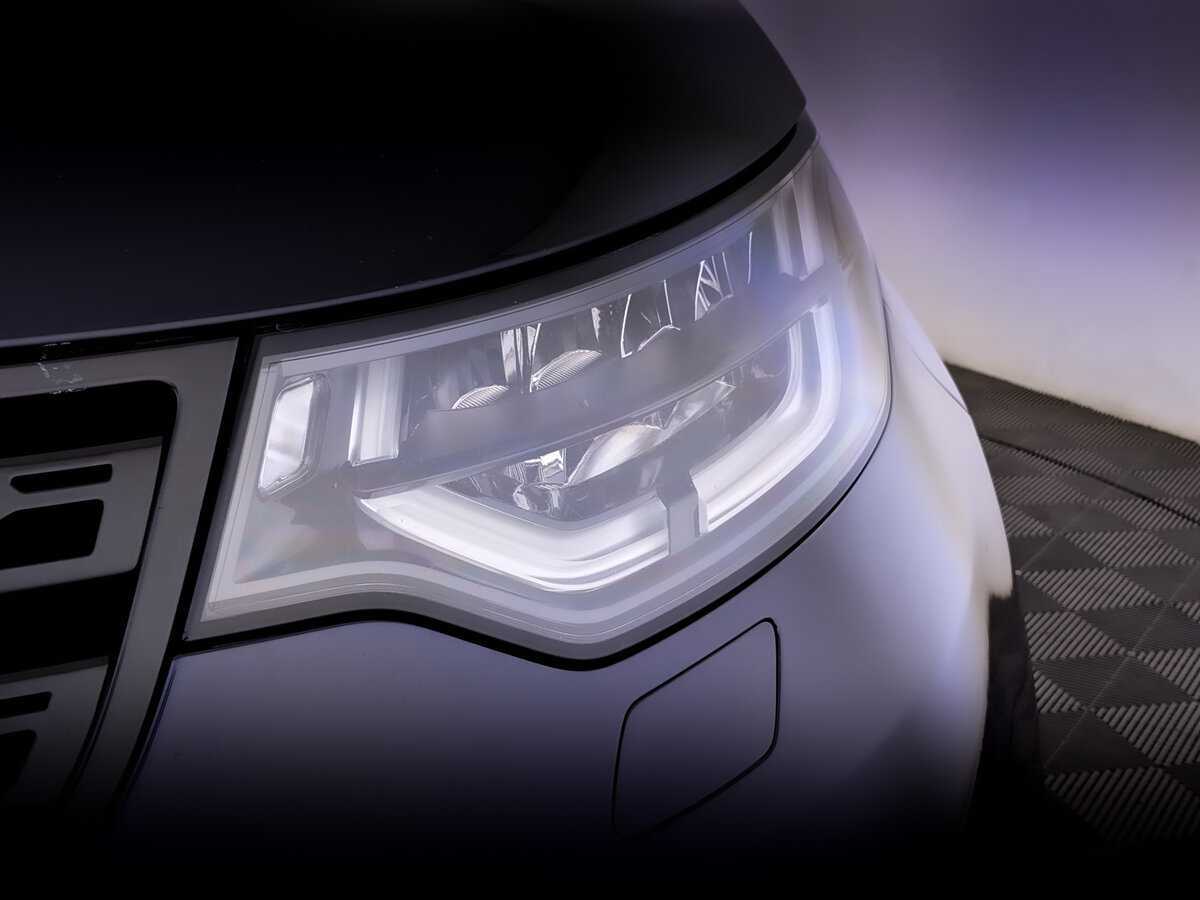 Land Rover Discovery 2019