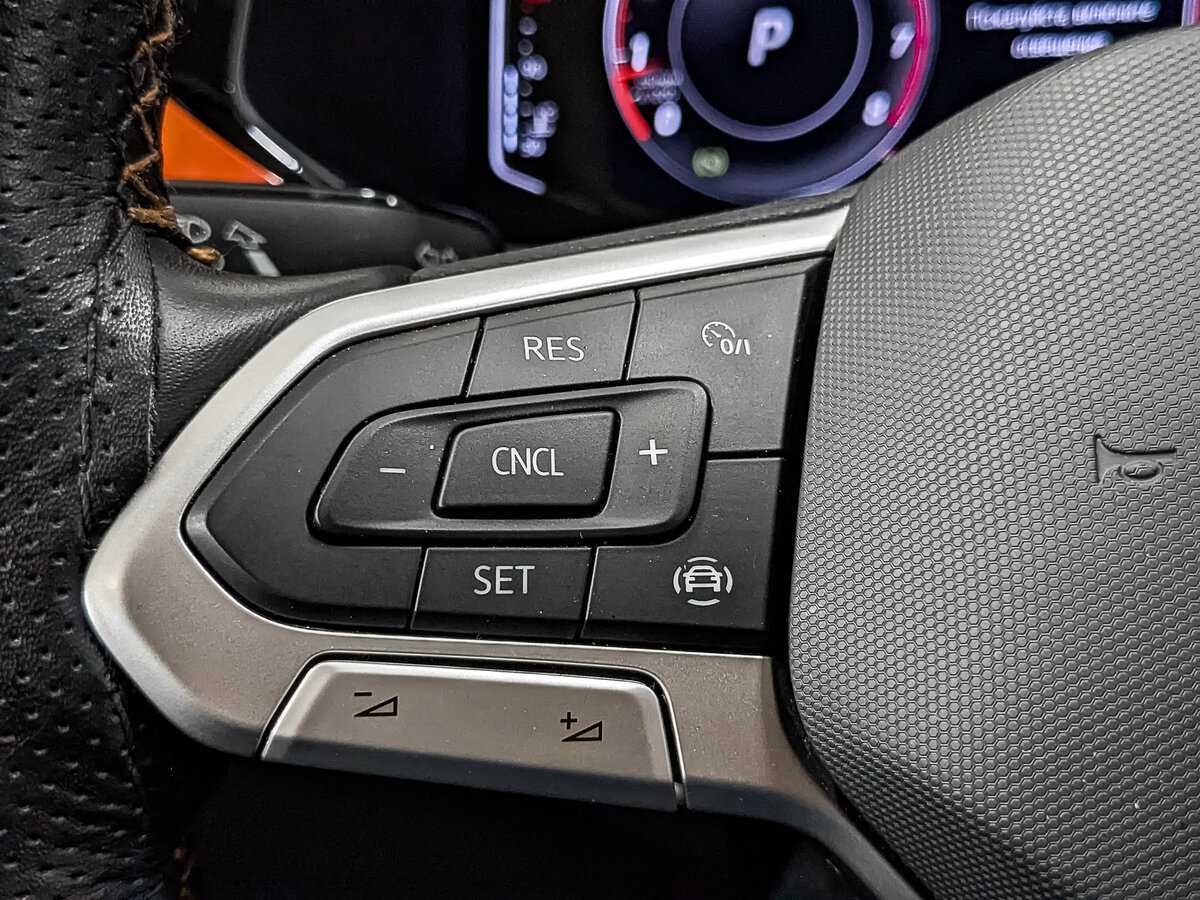 Volkswagen Taos 2021