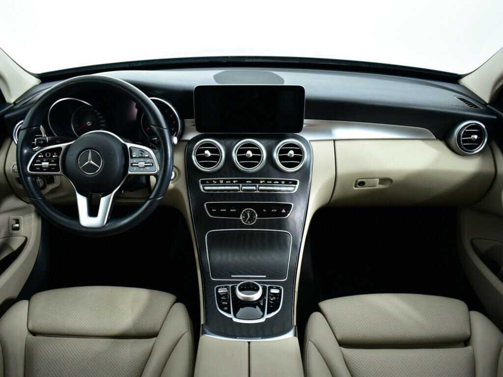 Mercedes-Benz C-Класс 2018