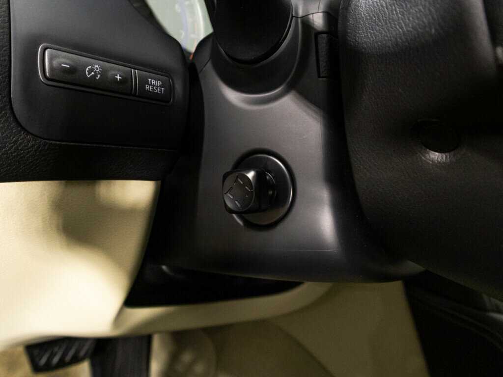 Infiniti Q50 2015