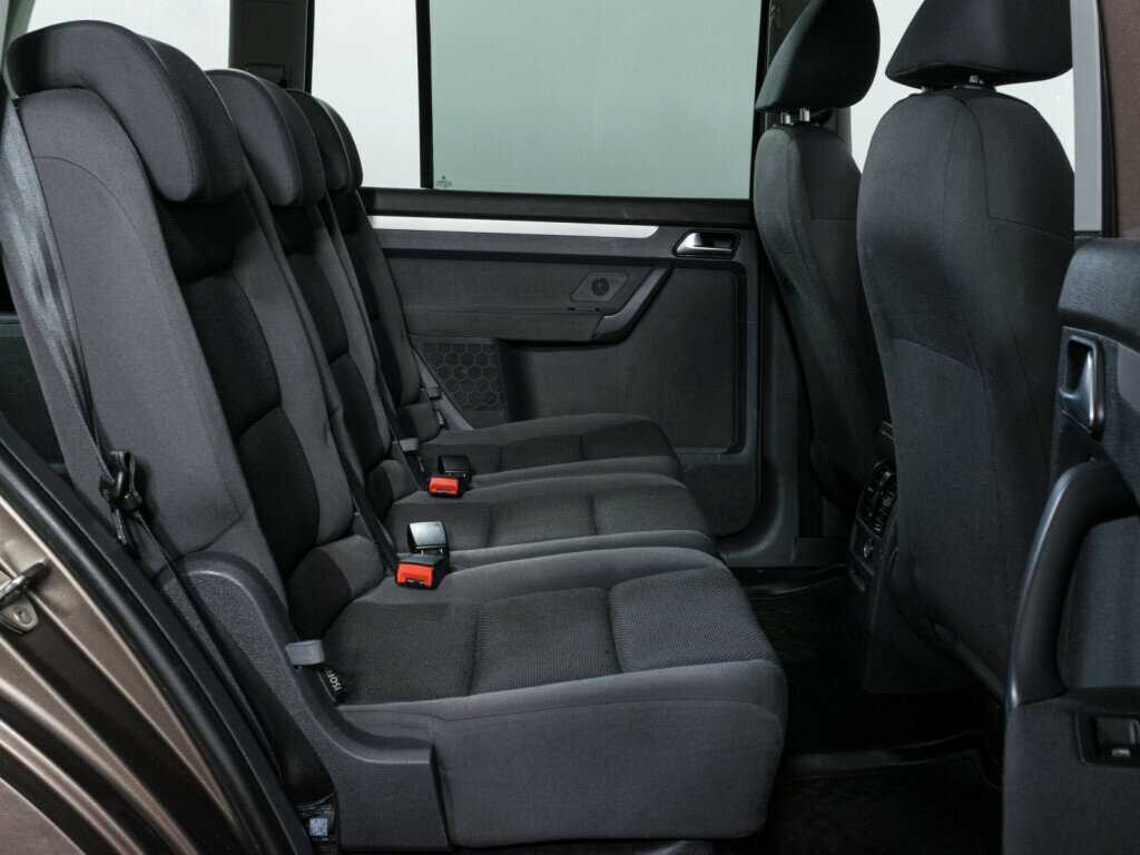 Volkswagen Touran 2011