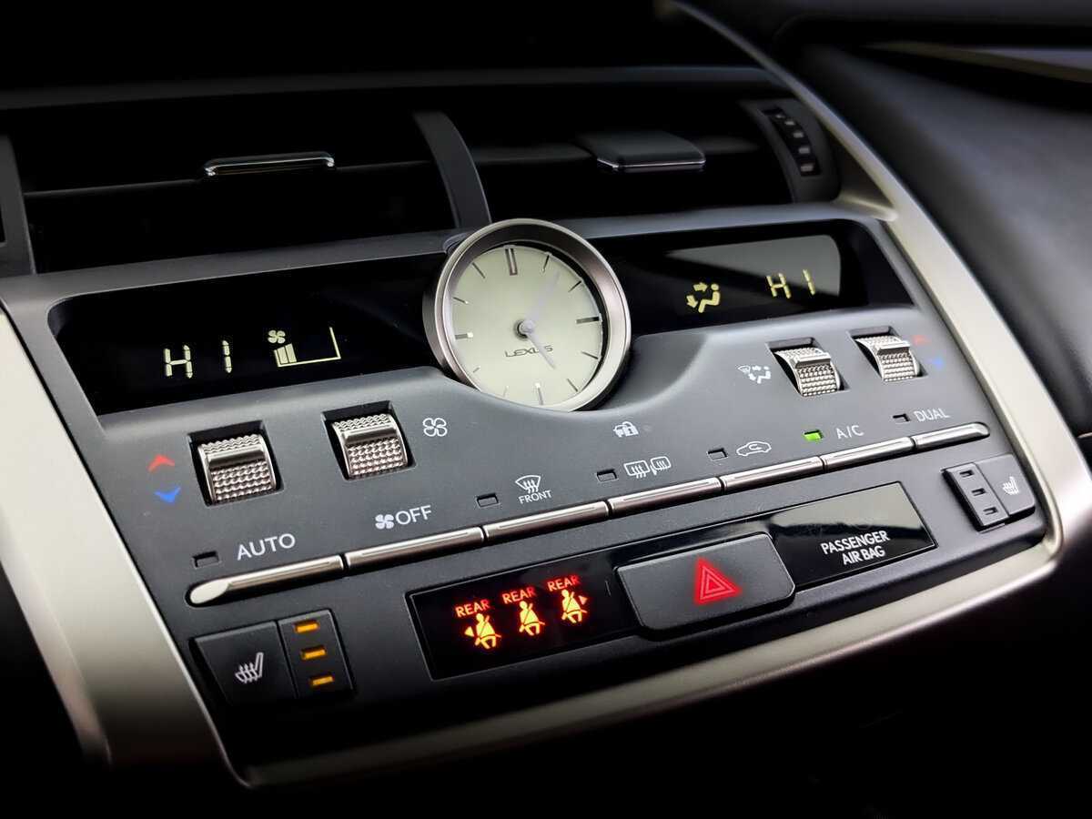 Lexus NX 2021