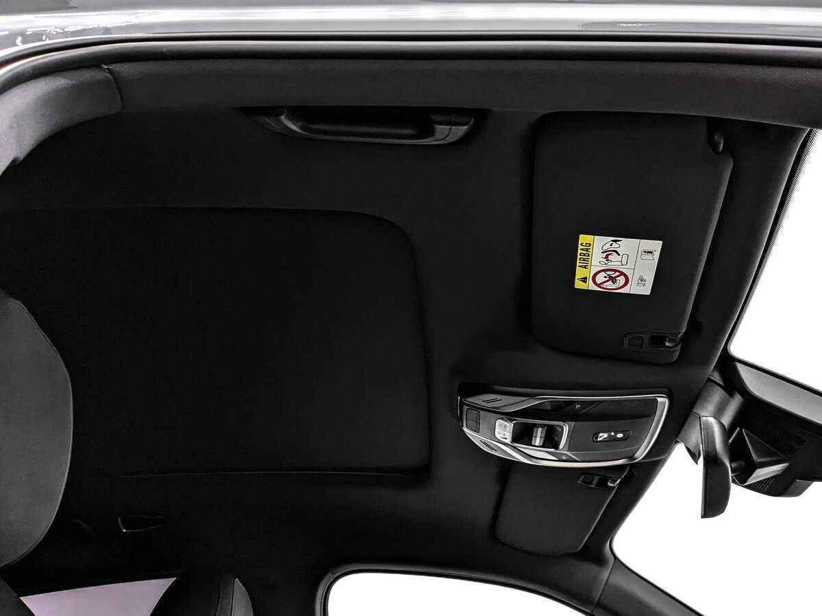 Geely Tugella 2023