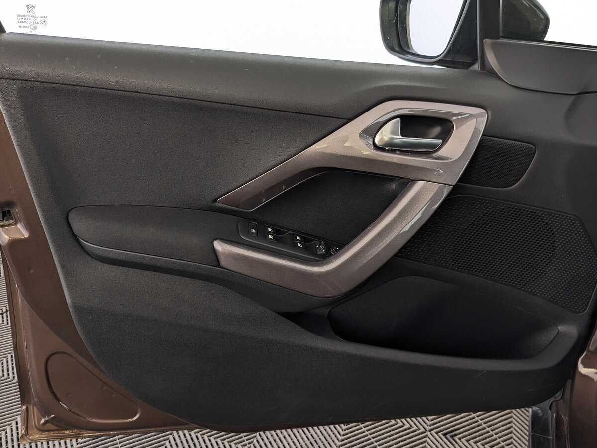 Peugeot 2008 2014