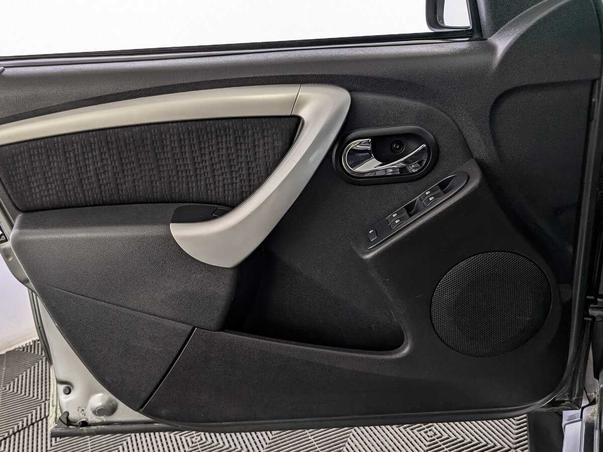 Nissan Terrano 2015