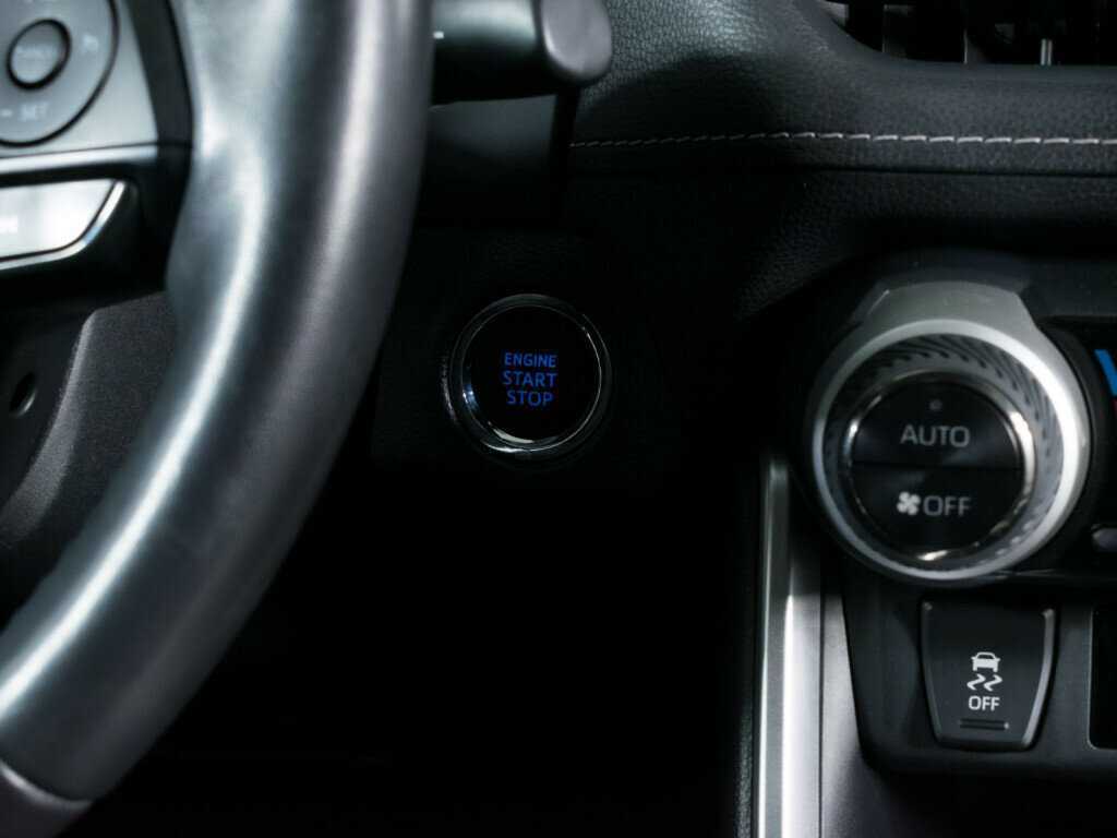 Toyota RAV4 2021