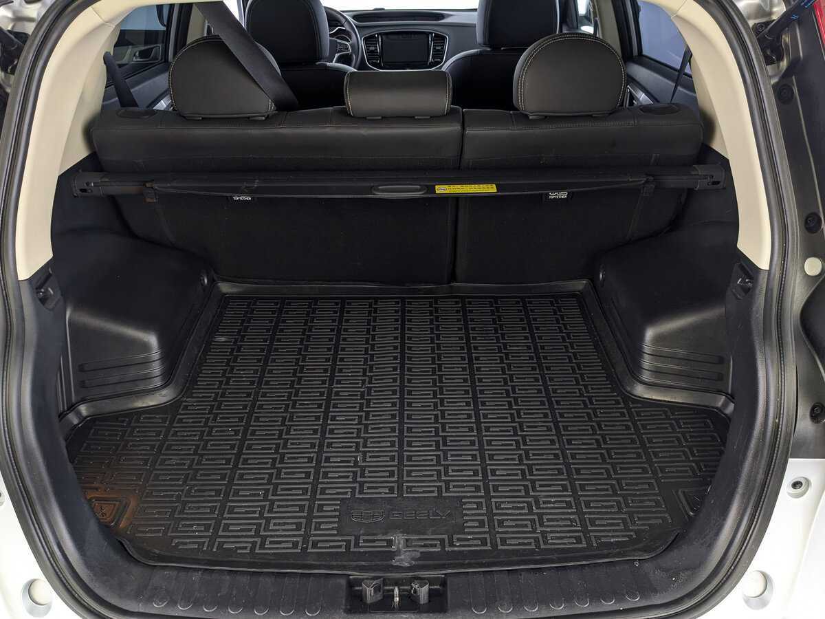 Geely Emgrand X7 2020