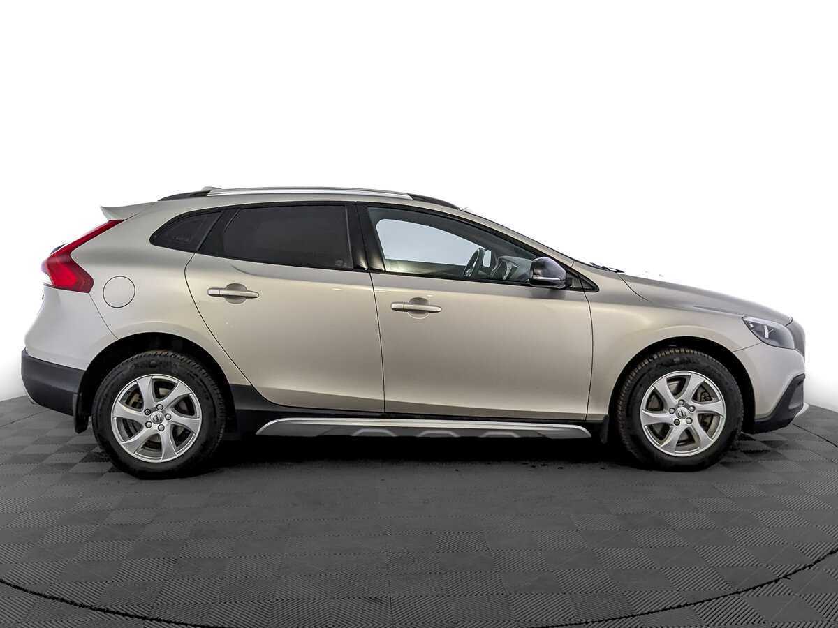 Volvo V40