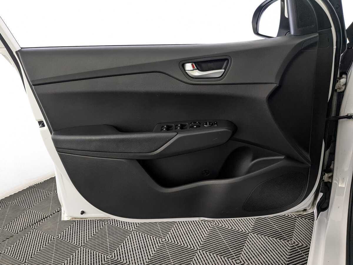 Hyundai Solaris 2021