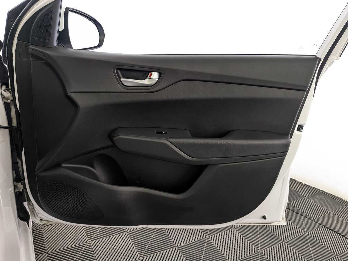 Hyundai Solaris 2021