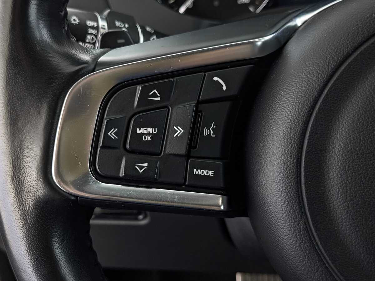 Jaguar F-Pace 2018