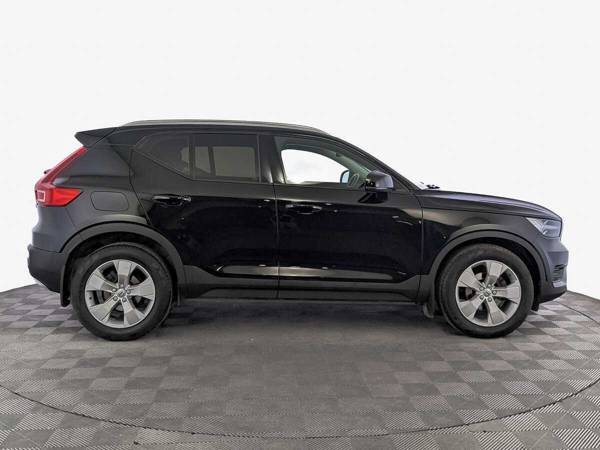 Volvo XC40 2021