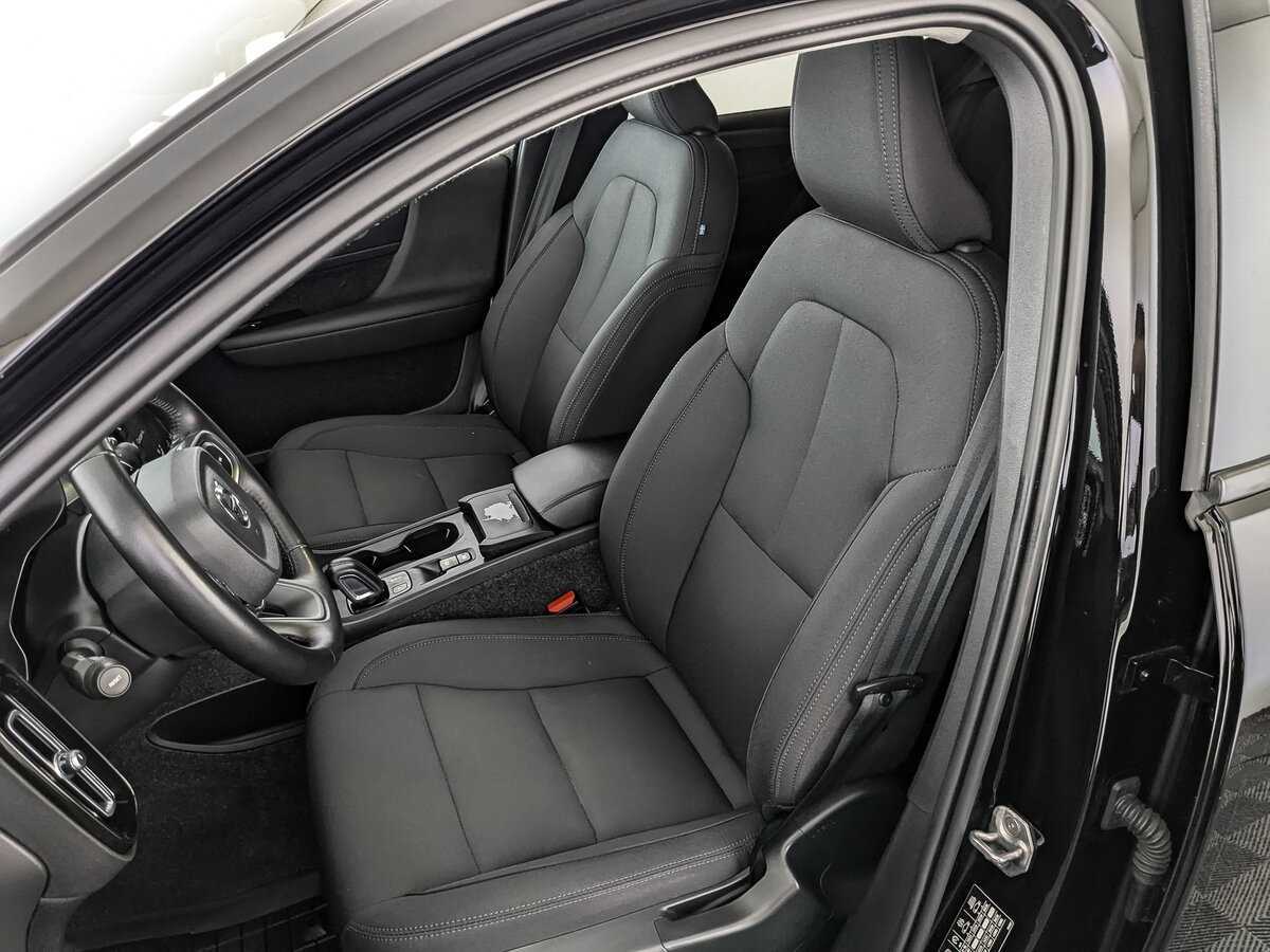 Volvo XC40 2021