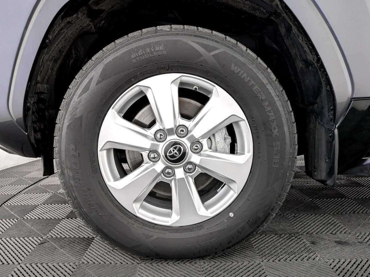 Toyota Land Cruiser 2023