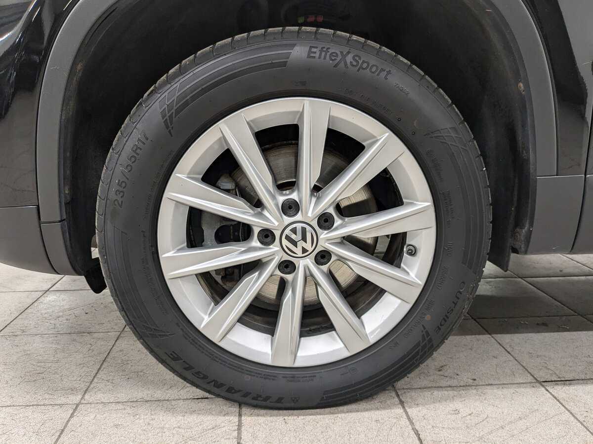 Volkswagen Tiguan 2015