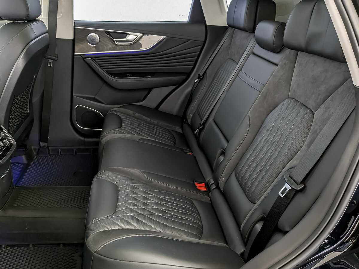 Hongqi HS5 2023